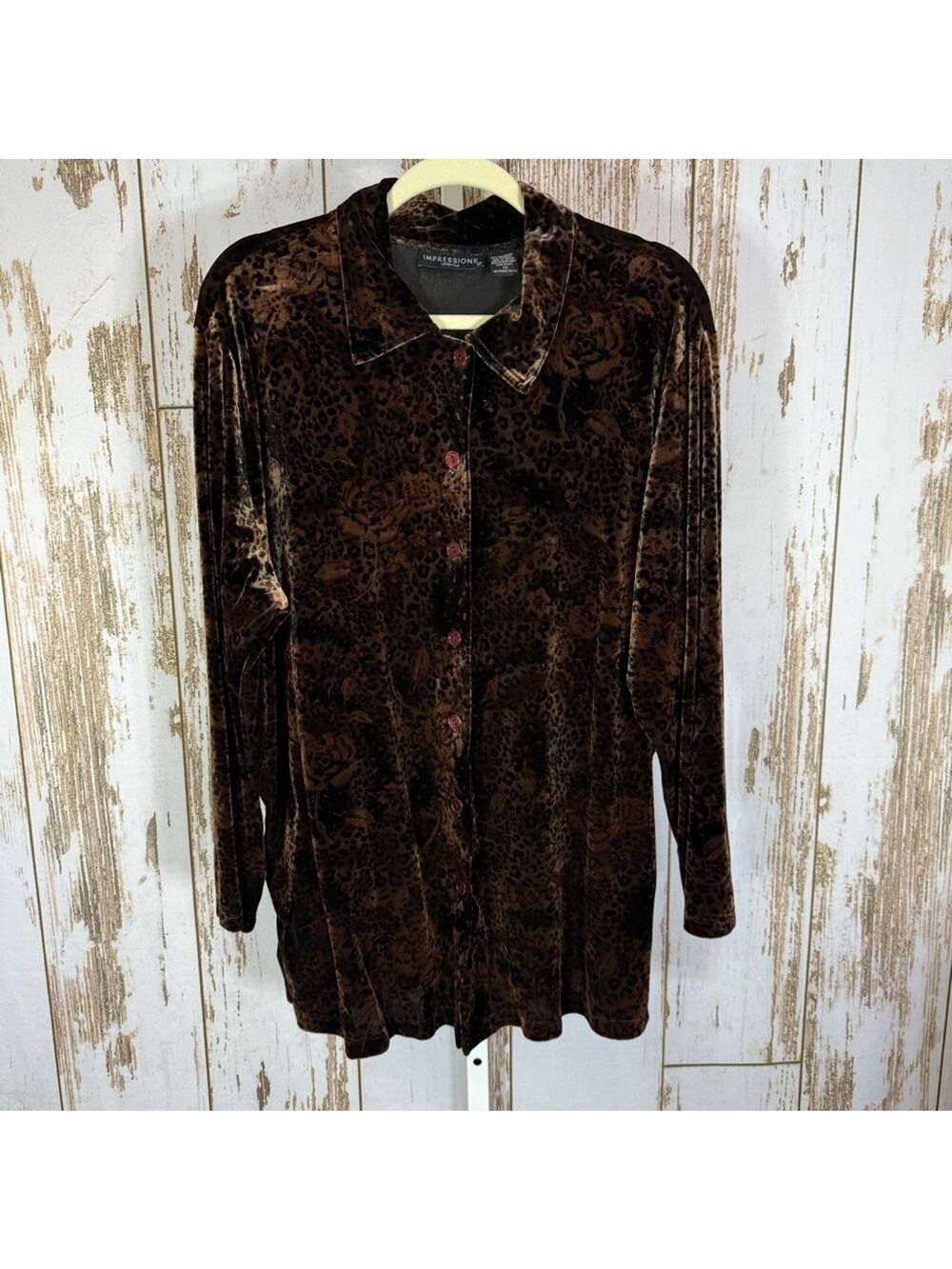 Impressions, Velvety Brown Leopard Print Floral Button Down Shirt. Size 1X.